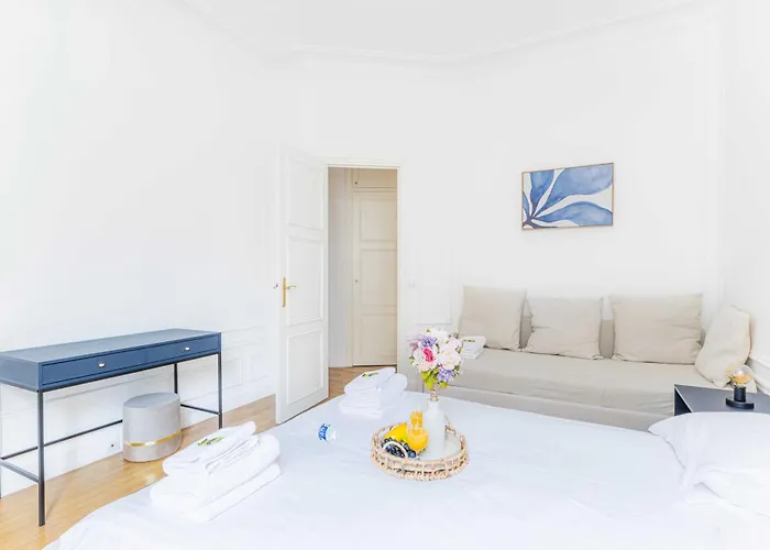 Exceptional - 3br-7p- Auteuil * パリ