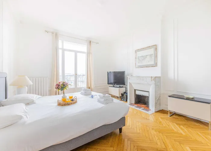 Διαμέρισμα Exceptional - 3br-7p- Auteuil Παρίσι